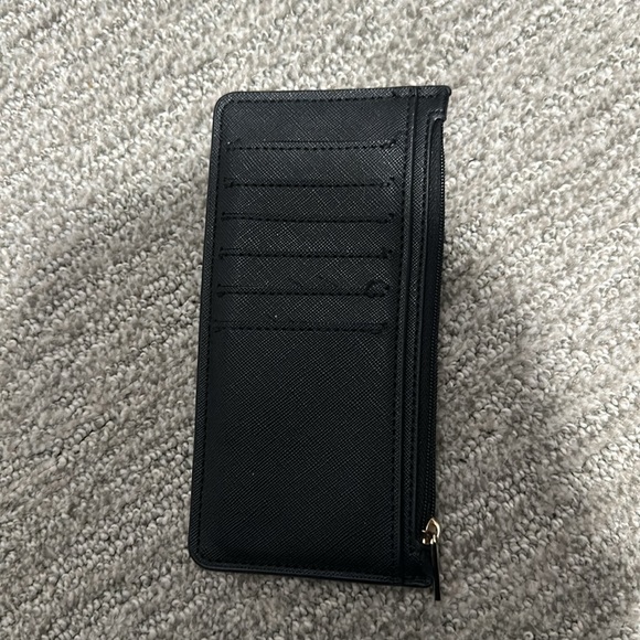 Target Wallet - Picture 2 of 4